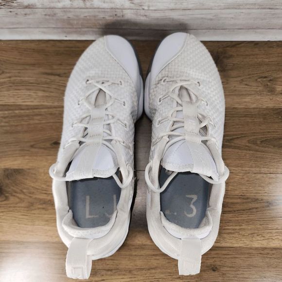 Nike White Athletic Shoes - Picture 4 of 8